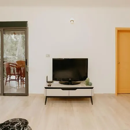 Melinda 2 Bedroom Appartamento Golem (Tirana)
